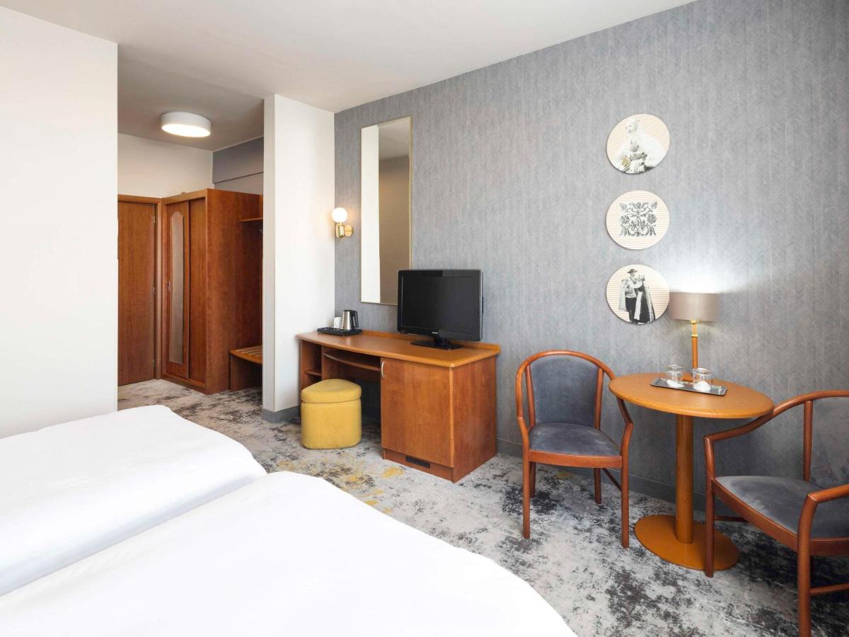 Mercure Sibiu Airport Ngoại thất bức ảnh